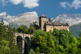 Schloss Wiesberg, Trisannabrücke, Lechtaler Alpen, Tirol, Österreich