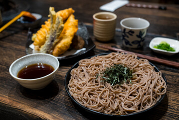 Canvas Print - Japanese soba with tempura in the restaurant