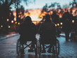 Zwei Personen vielleicht ein Paar sitzen im Rollstuhl und schauen den Sonnenaufgang oder Sonnenuntergang in einem Park