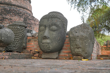 Wall Mural - Wat Ratchaburana, Ayutthaya Province, Thailand, is the oldest temple built in 1424. See pictures of the old remains until today, taken on 26-01-2024.