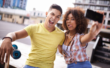 Poster - Selfie, emoji and couple with skateboard in city for exercise, training and sports hobby in town. Skate park, fashion and man and woman on smartphone for social media, networking and online post