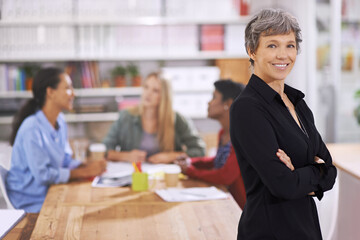 Wall Mural - Portrait, mature and business woman with confidence in office, arms crossed and professional with ambition. Hr manager, smile face and pride for diversity in teamwork and collaboration in workplace