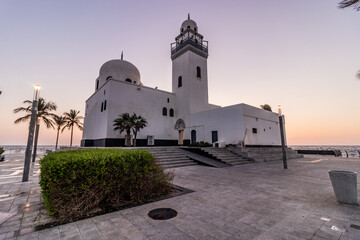  Evening view of Island Mosque on the corniche promenade in Jeddah, Saudi Arabia