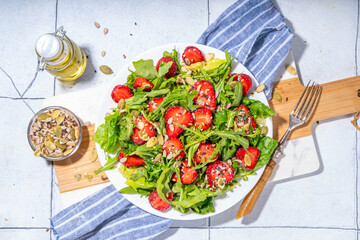 Strawberry arugula salad