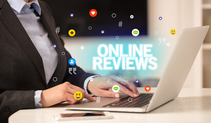 Poster - Freelance woman using laptop
