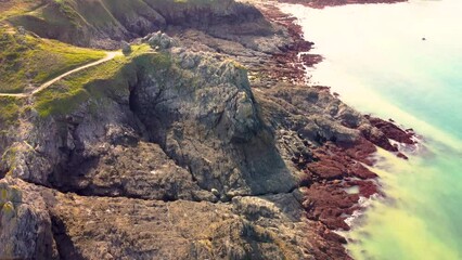 Wall Mural - Plage et Côte bretonne, Côte Atlantique, Plage du Petit Port, Saint Coulomb