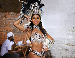 Wall Mural - Woman, samba and dancer with portrait, smile and makeup for concert or party. Brazilian performer, celebration and feather for culture, talent and creative artist for rio de janeiro carnival event