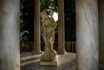 statue in the park, stone, marbre, venus, monument