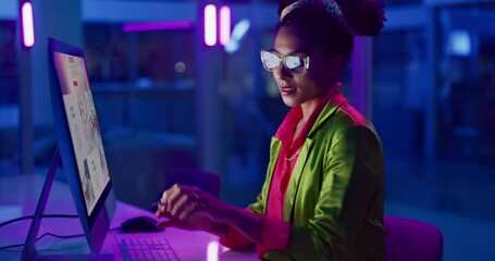 Fototapete - Neon, business and thinking with woman, computer and internet with brainstorming and online reading. Person, copywriter and web developer with pc and ideas with startup and technology with creativity