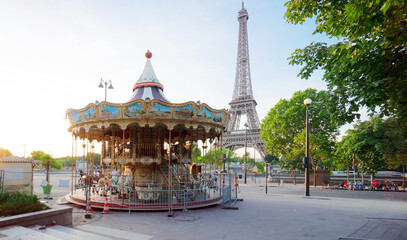Wall Mural - eiffel tour and from trocadero, paris