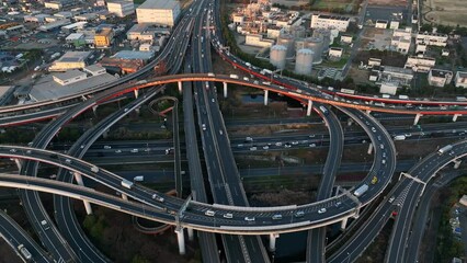 Poster - 高速道路のジャンクション　ドローン空撮