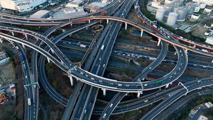 Poster - 高速道路のジャンクション　ドローン空撮
