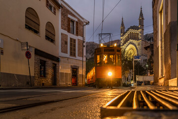 Wall Mural - traditional tram in Sóller city, Mallorca, Spain