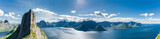 Fototapeta Mapy - Berggipfel Segla auf Senja in Norwegen