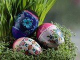 Fototapeta Storczyk - celebrities Easter holidays with eggs,Lamb and green plants