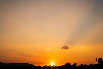 Wall Mural - Beautiful sun and sky sunset background