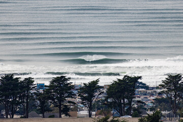 Sticker - waves at Ocean beach, San francisco