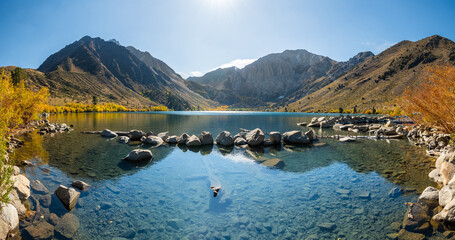 Wall Mural - Convict lake in Autumn 