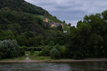 Wall Mural - Croisière sur le Rhin romantique, au pays des châteaux