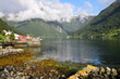 Rives de l'Esefjorden, vues depuis le terrain de notre location à Balestrand