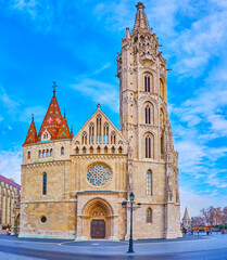 Canvas Print - The facade and bell tower of Matthias Church, Budapest, Hungary