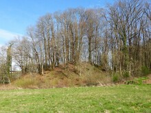 Motte Castrale De Chateauvieux à La Porcherie (Corrèze)