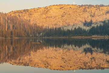 Wall Mural - Smoky Moonrise Sunset