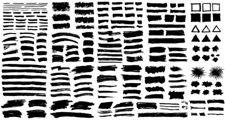 Aufkleber - Brush strokes vector. Set of rectangle, square, triangular and burst text boxes