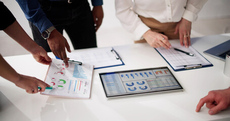 Poster - Financial Dashboard Analysis At Meeting