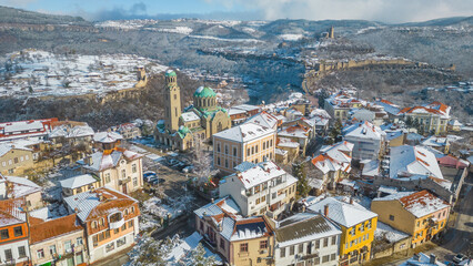 Poster - Winter aerial view of Tsarevets and Trapezitsa fortresses in Veliko Tarnovo, Bulgaria