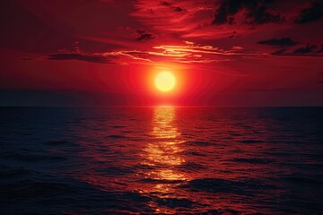 Aufkleber - Sun setting over the ocean on a cloudy day. Suitable for travel and nature concepts