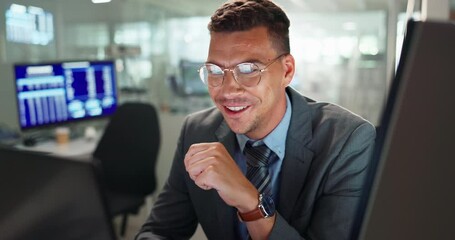 Aufkleber - Computer, database and man in office with glasses, smile and code research for business analysis. Internet, programming and businessman checking dashboard, report or online review for web developer