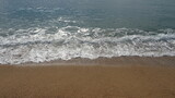 Fototapeta Niebo - waves on the beach