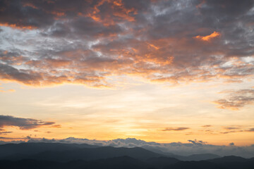 Wall Mural - Beautiful sunset sky with clouds