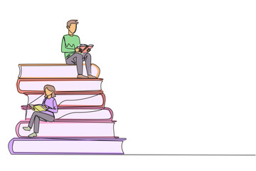 Poster - Single one line drawing man woman sitting on a pile of books reading a book. High interest in reading. Opening horizons of thinking. Book festival concept. Continuous line design graphic illustration