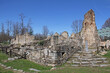 resti dell'antica basilica di San Giovanni Evangelista nel parco archeologico di Castelseprio (Varese)