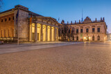 Fototapeta Londyn - The Neue Wache and the German Historic Museum in Berlin at dawn