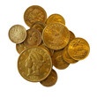 Prawdziwe złote monety, 10 dolarów amerykańskich, suweren brytyjski, 5 i 10 rubli Mikołaj II Romanow. Złote monety 1897-1911. Przezroczyste tło.