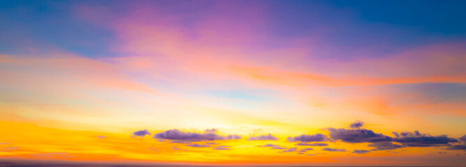 Wall Mural - Sunset Sky  on the beach with Twilight in the Evening as the colors of Sunset Horizon scene