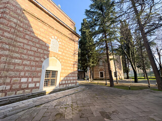 The historical Muradiye Mosque complex, belonging to the Ottoman Empire, located in Bursa, is one of the places frequented by tourists.