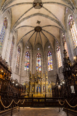 Wall Mural - Chœur de la Cathédrale Sainte-Marie de Saint-Bertrand-de-Comminges depuis les stalles