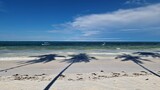 Fototapeta Łazienka - Strand an der Küste von Sansibar in Matemwe in Tansania