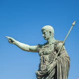 Fototapeta Big Ben - Statue de César à Rome