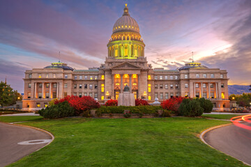 Wall Mural - Idaho State Capitol at Dawn