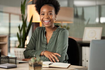 Aufkleber - Arms crossed, portrait and smile with business black woman at desk in office for administration or research. Face, notebook and table with happy employee in workplace for start of professional career
