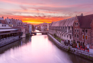 Wall Mural - Medieval houses on quay of Leie river at night, Old Town of Ghent, Belgium