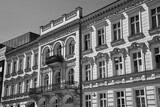 Fototapeta Na drzwi - facade of a historic tenement house with balconies in the city of Poznan