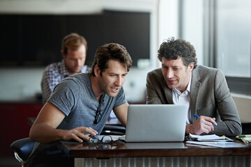 Aufkleber - man, teamwork and laptop or office table, meeting and collaboration for ideas and thinking for onlin