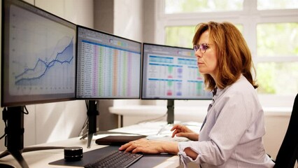 Aufkleber - Computer Spreadsheet Data Analyst Woman