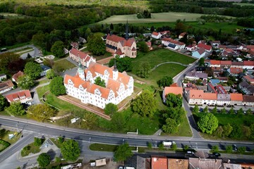 Wall Mural - Doberlug, Renaissanceschloss, Refactorium und Klosterkirche 2024